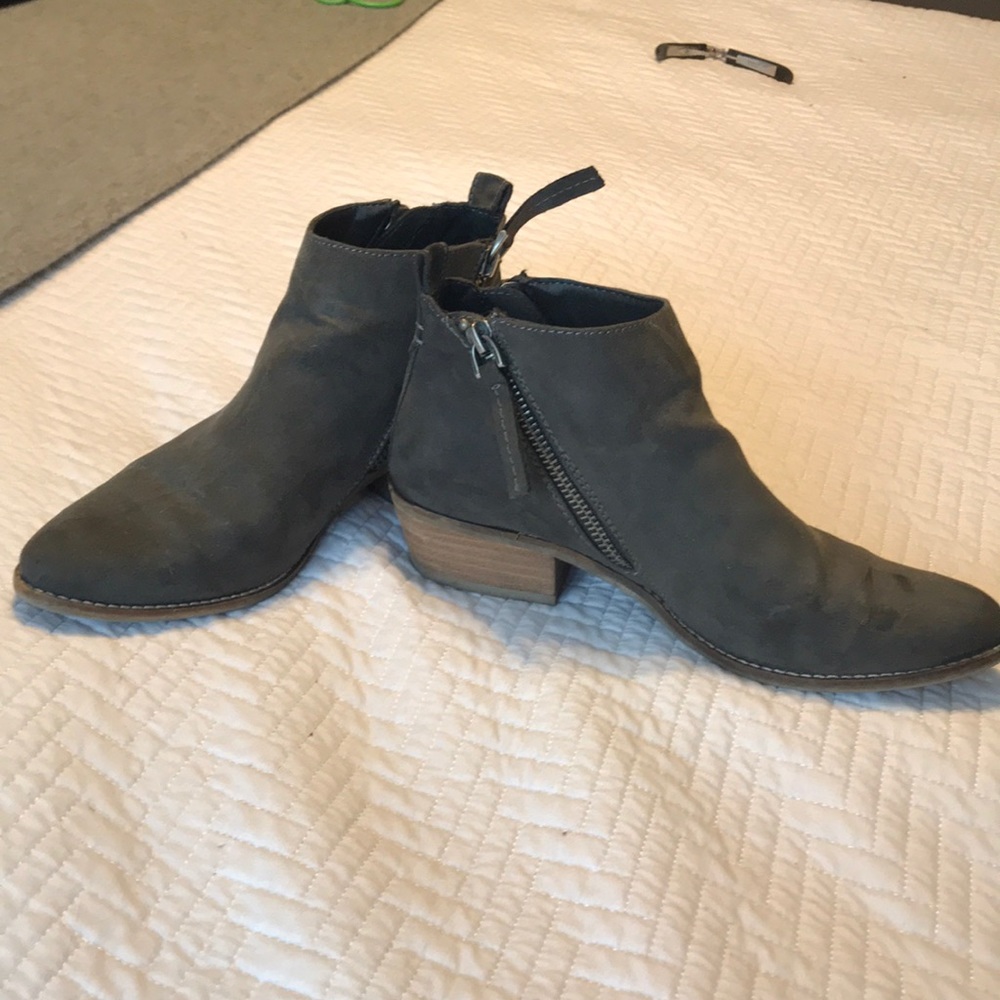 Grey ankle booties with small heel